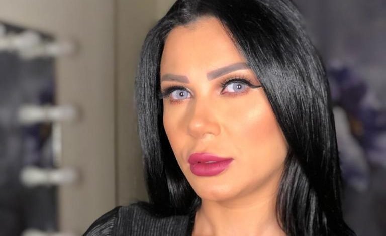 النجمة المصرية منى ممدوح تنعي الراحل الممثل القدير حسن حسني بكلمات مؤثرة