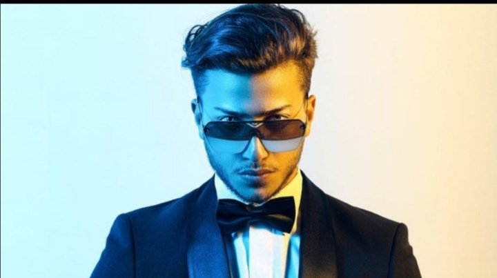 قصّة ايليو ناضر و شركة النظّارات العالمية ojo sunglasses
