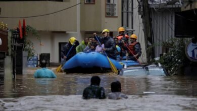 نيبال تستأنف البحث بعد فيضانات وانهيار جليدي ونحو 3 آلاف مفقود