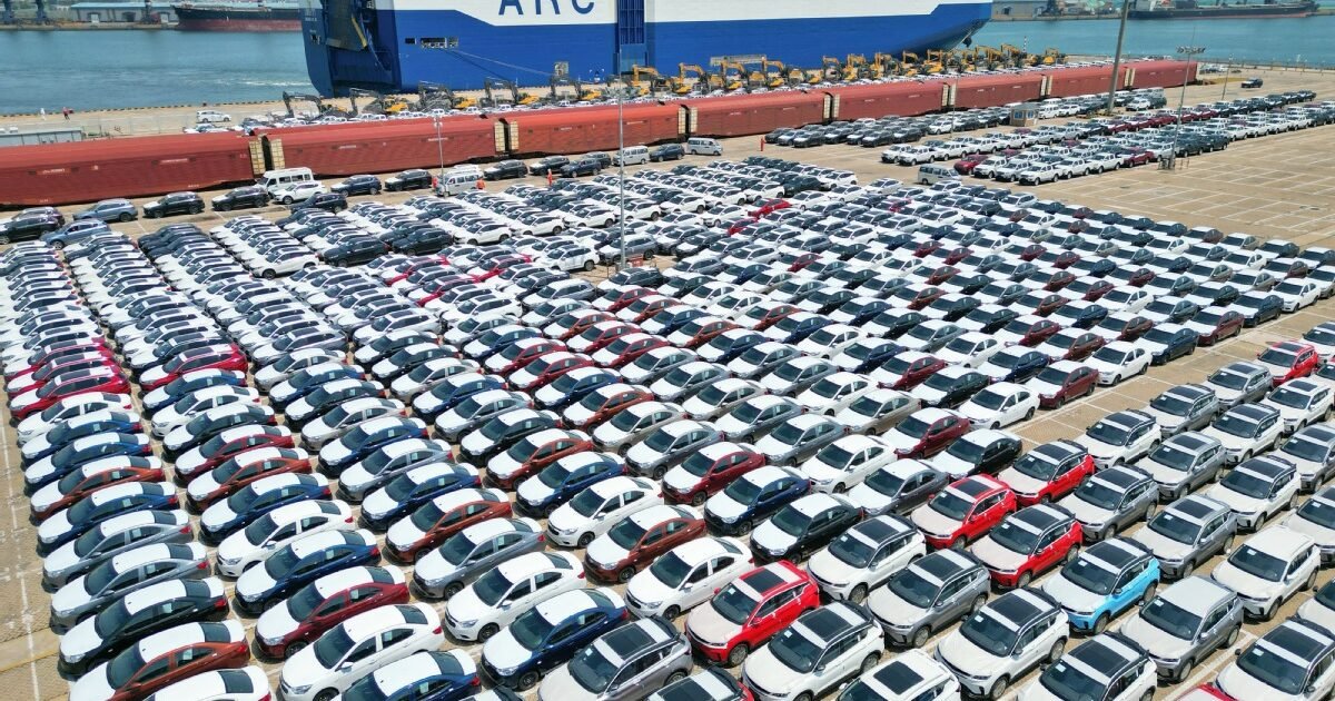 الصين: صادرات أغسطس ترتفع 25% وواردات 28.2% وفق الجمارك
