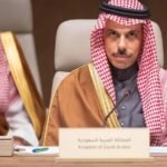 الحوثيون يعلنون استهداف مطار الرياض وتحذير لواشنطن من التدخل
